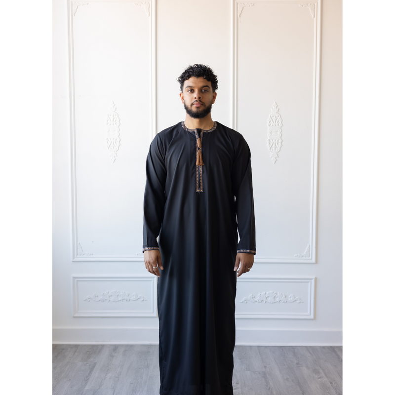 Omani Thobe (Black with Chocolate Brown tassel)