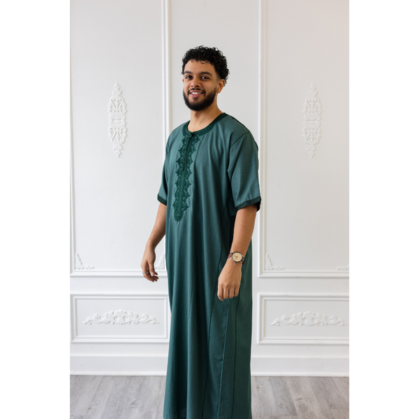 Moroccan Short Sleeve Thobe (Pine Green With Dark Green Embroidery)