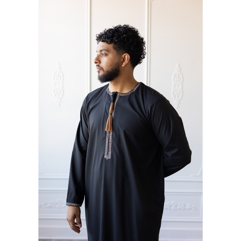 Omani Thobe (Black with Ash Brown tassel)