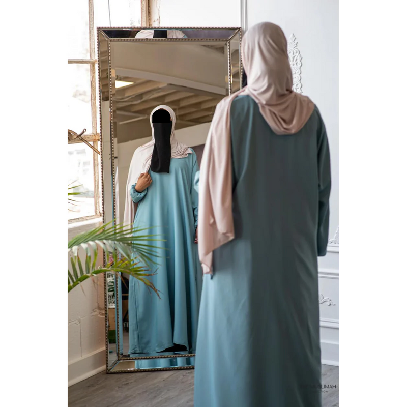 Hafsa Abaya (Ocean Breeze)