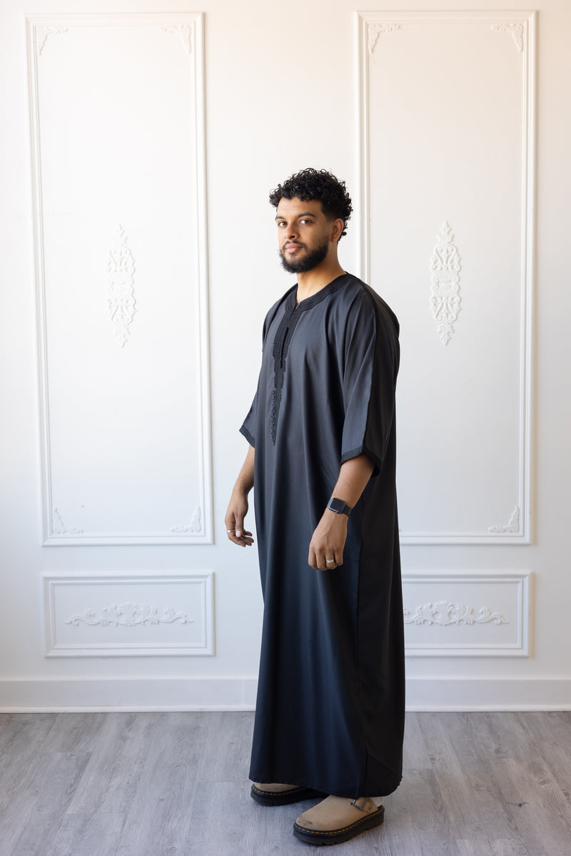 Moroccan 3/4 Sleeve Thobe (Charcoal Grey & Black)