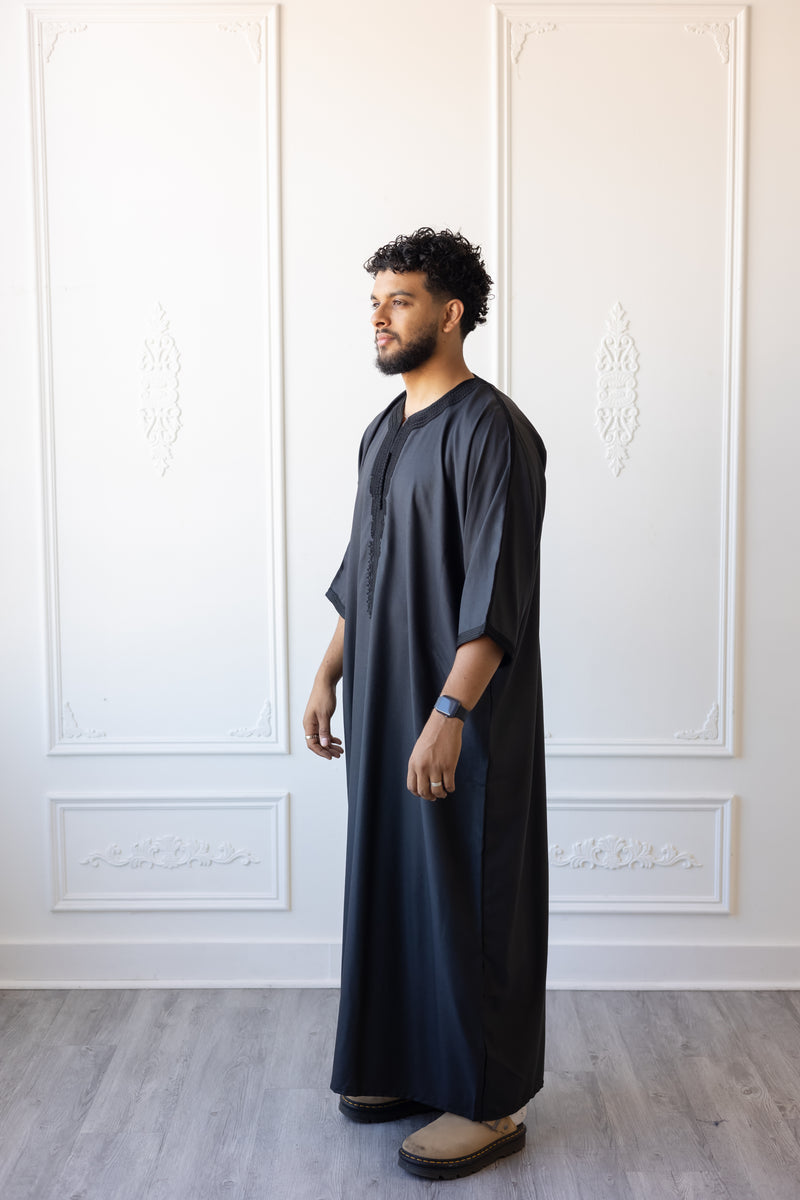 Moroccan 3/4 Sleeve Thobe (Charcoal Grey & Black)