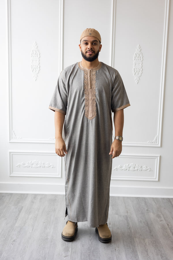 Moroccan Short Sleeve Thobe (Gray With Gold Embroidery)